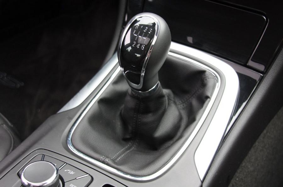  Buick Regal GS 2012 года  (фото 10 из 90)
